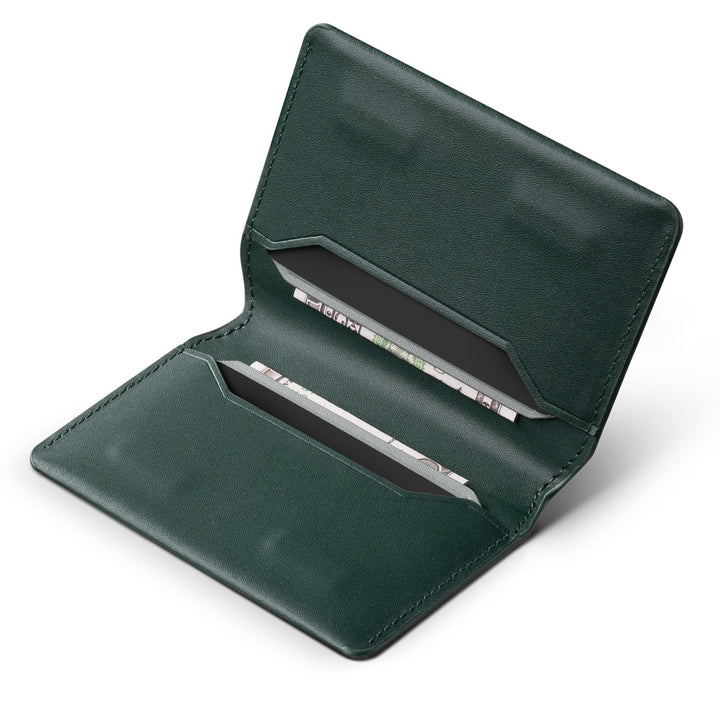 TVW109 - Slim RFID Blocking Leather Card Holder with Magnetic Closure